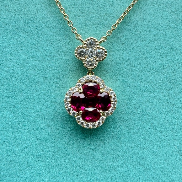 18k Yellow Gold Necklace With Natural Rubies and Diamonds - Picture 4 of 4